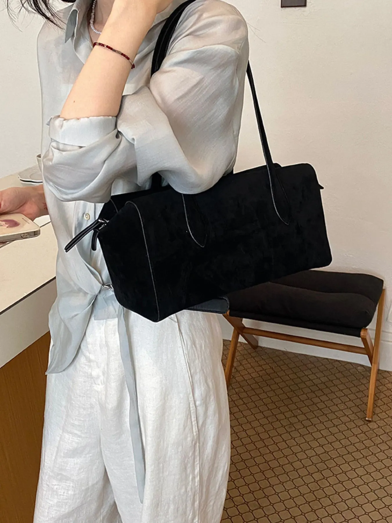 Suede Texture Rectangular Shoulder Bag - Black